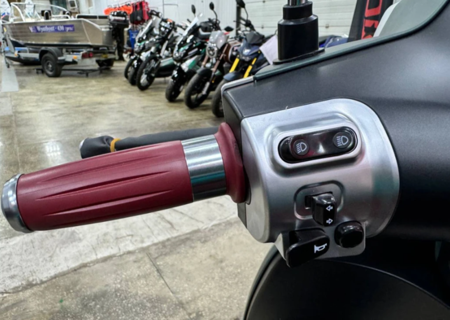 Скутер PROMAX Miami 240 (49) в Электростали