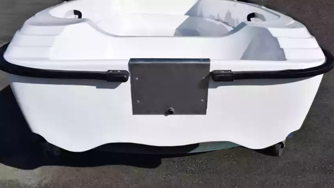 Стеклопластиковая лодка Пингвин (тримаран) в Электростали