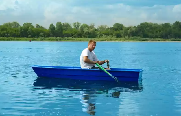 Стеклопластиковая лодка Малютка в Электростали