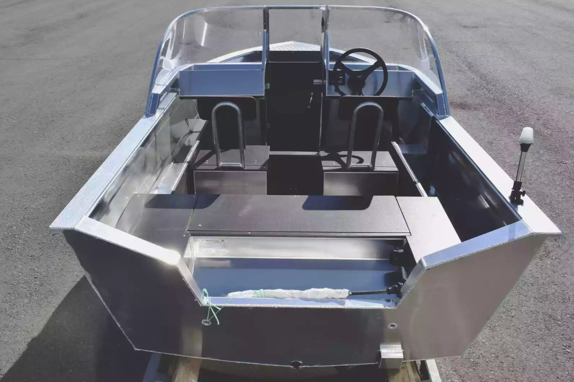 Алюминиевая лодка  Неман-400 DCM в Электростали