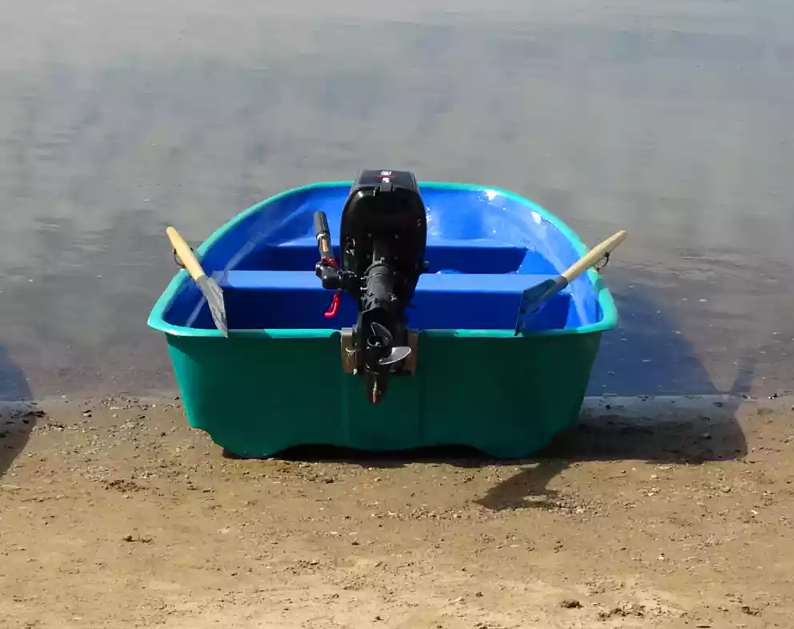 Стеклопластиковая лодка Старт (тримаран) в Электростали