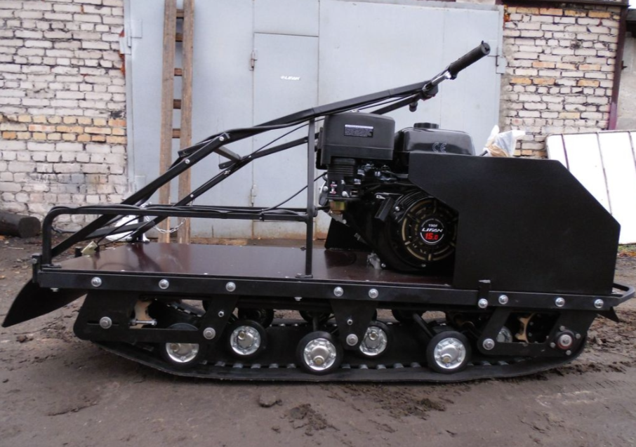 Мотобуксировщик AhtaR Зима 15 л/с с вариатором в Электростали