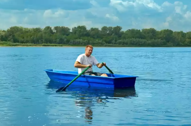 Стеклопластиковая лодка Малютка в Электростали