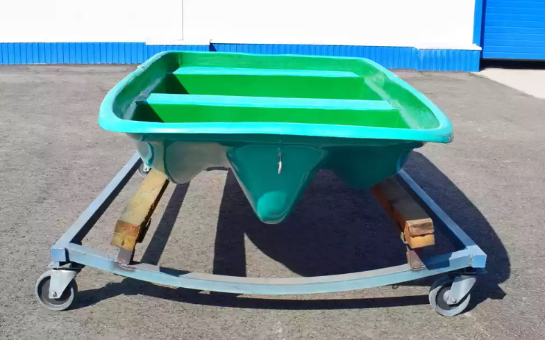 Стеклопластиковая лодка Старт (тримаран) в Электростали