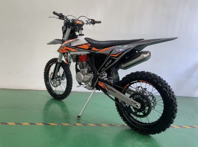 Мотоцикл JHLMOTO JHL LX4 CB300RL (175FMN) в Электростали