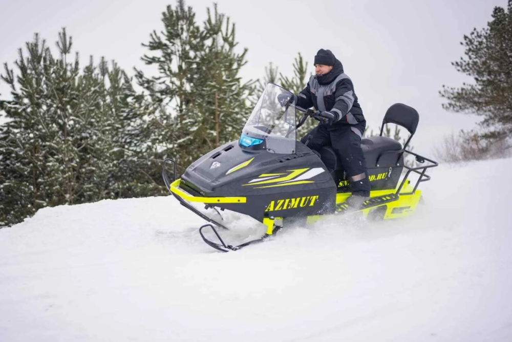 Миниснегоход Бурлак Азимут 24 л.с. , эл.запуск, реверс, тормоз гидравл, капот черный в Электростали