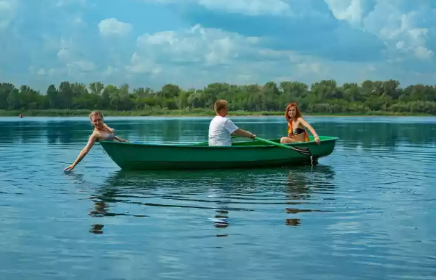 Стеклопластиковая Лодка Голавль в Электростали