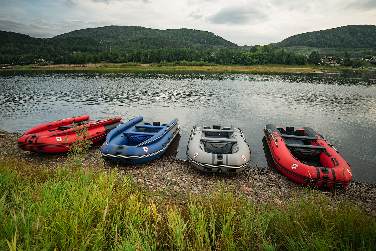 Лодка MISHIMO RIVER FJET PRO 400 под водомет в Электростали
