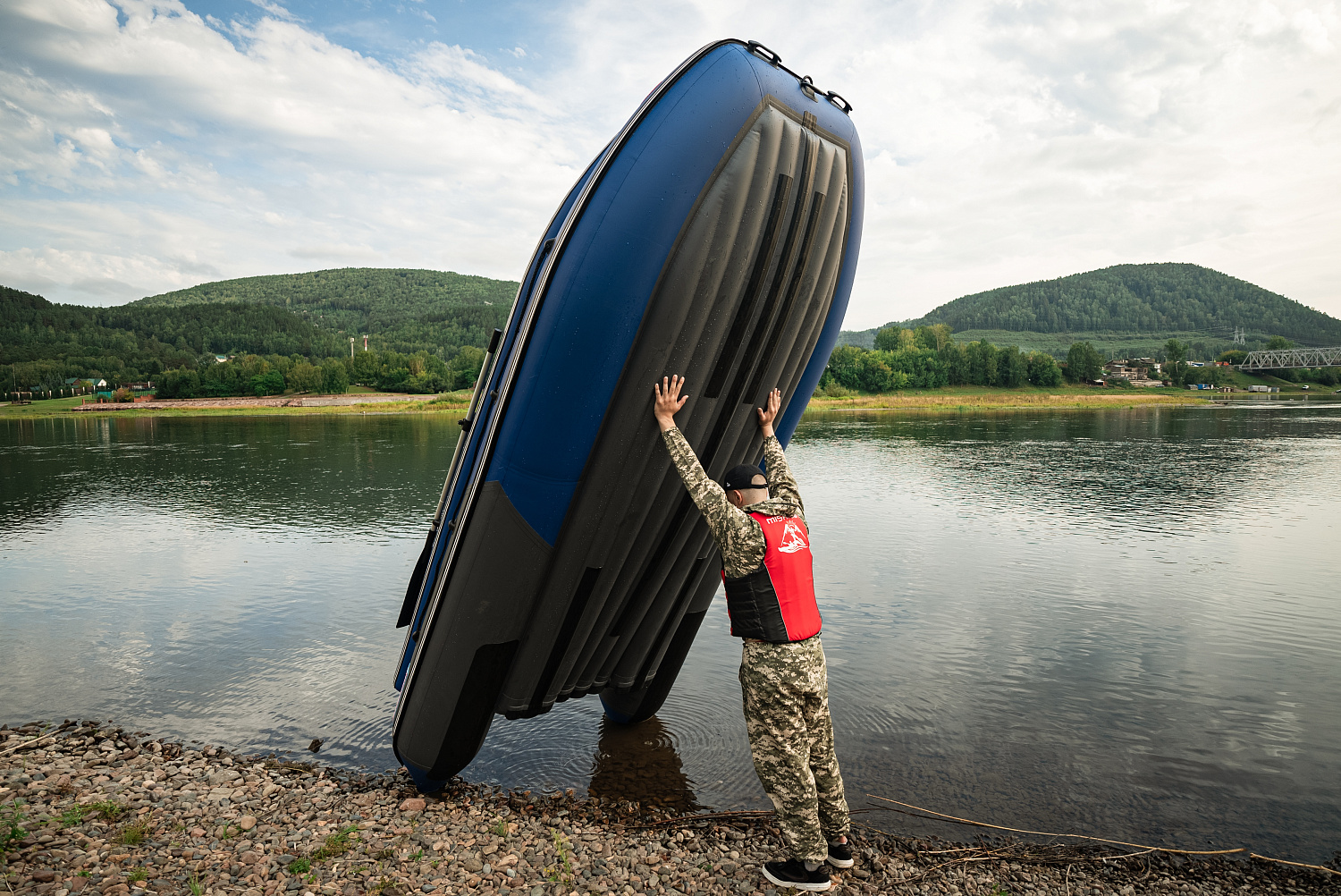 Лодка MISHIMO RIVER FJET PRO 400 под водомет в Электростали