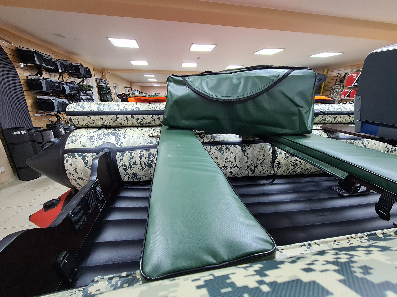 КОМПЛЕКТ МЯГКИХ НАКЛАДОК С СУМКОЙ ДЛЯ ЛОДОК 110Х20 ЗЕЛЕНЫЙ в Электростали